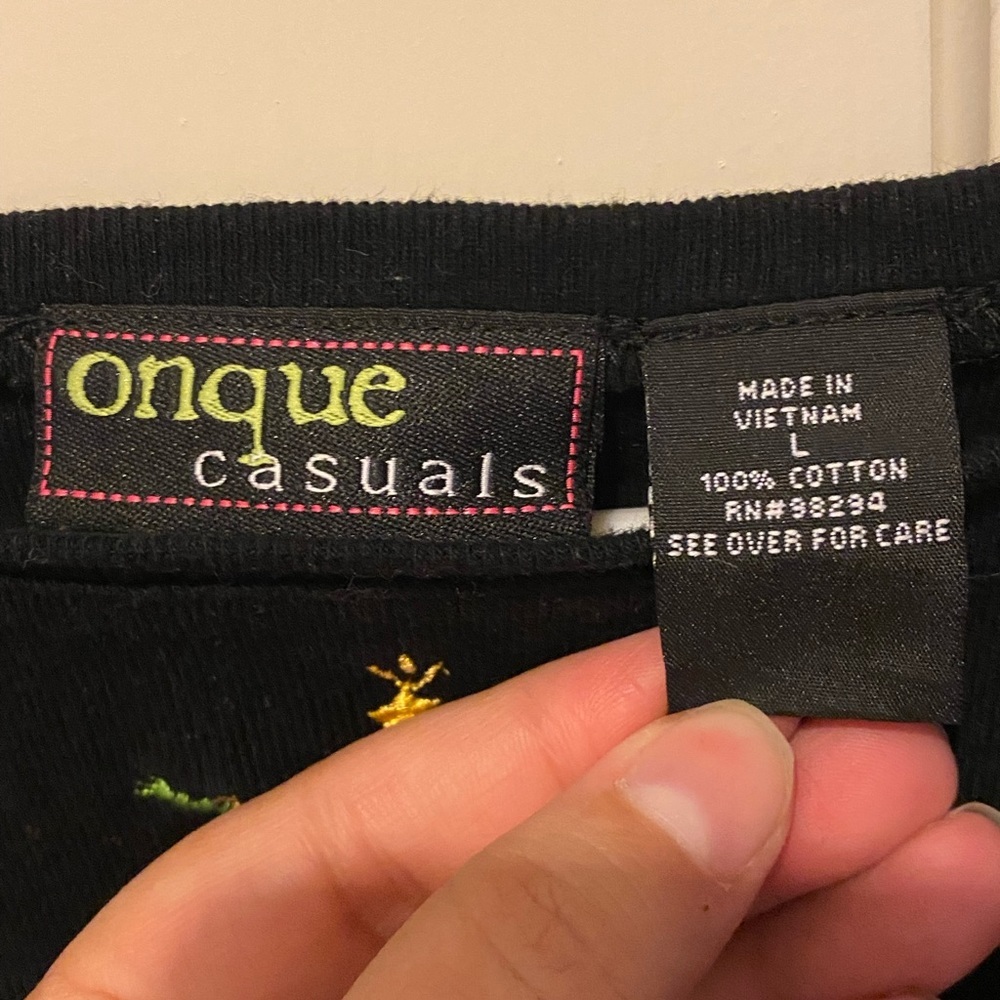 Onque Casuals Holiday / Christmas Long Sleeved Shirt LARGE - Picture 3 of 4